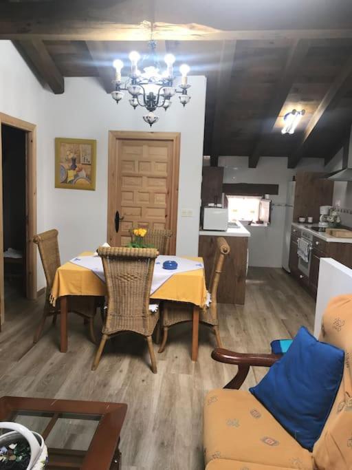 Apartamento Rustico En El Valle De Trapaga La Arboleda Zugaztieta Eksteriør bilde